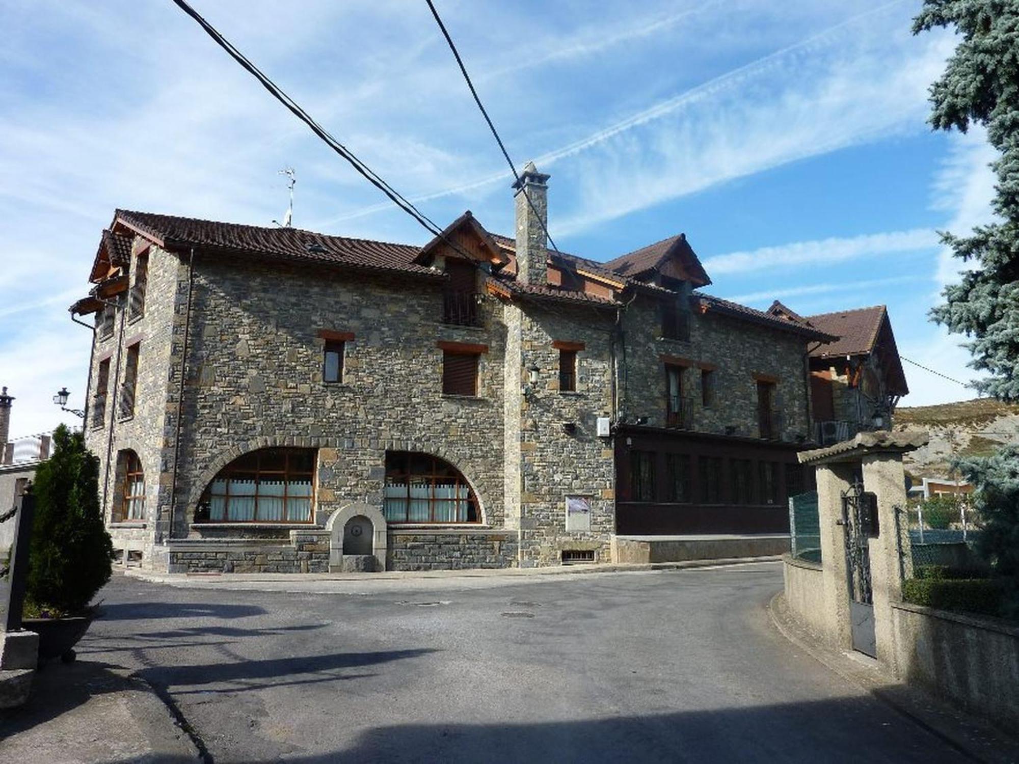 Hotel Casbas Senege Bagian luar foto